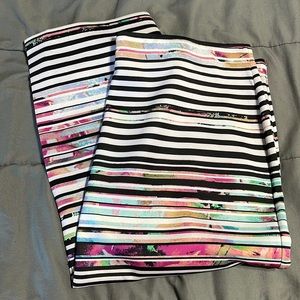 Stripped pencil skirt